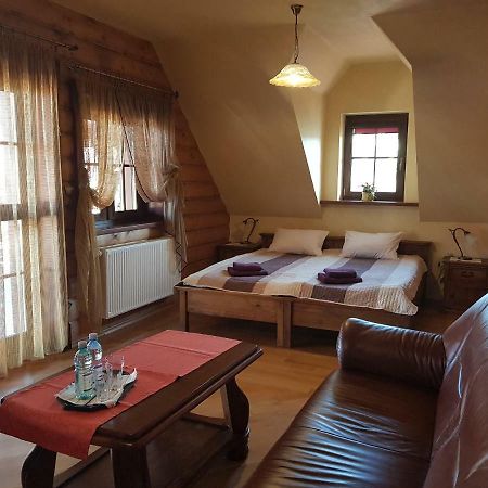 Bed and Breakfast Stary Lwów Korczyna  Exterior foto