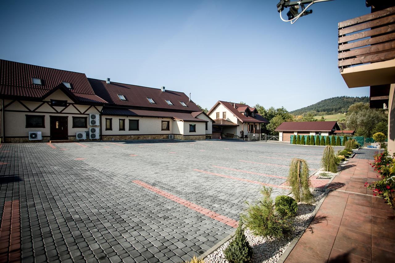 Bed and Breakfast Stary Lwów Korczyna  Exterior foto
